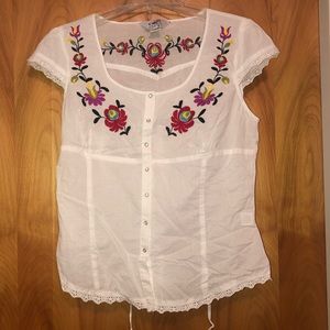 Roper embroidered top